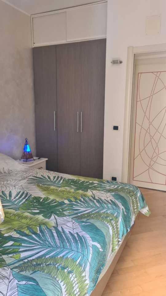 Appartamento Incantevole Finemente Arredato มาร์ตินาฟรังกา ภายนอก รูปภาพ